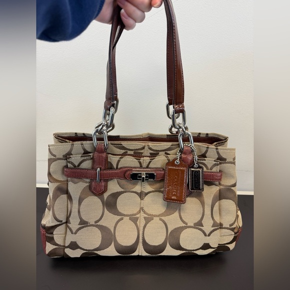 Coach Tan and Brown Signature Shoulder Bag Chelsea - Picture 1 of 10